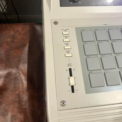 Akai MPC60II Integrated MIDI Sequencer and Drum Sampler - Vimana 3.15 OS, max ram, SCSI, etc image 3