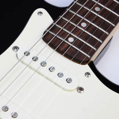 Squier Stratocaster Gold Label - Made in Korea 1997 - Dark Midnight Wine image 5