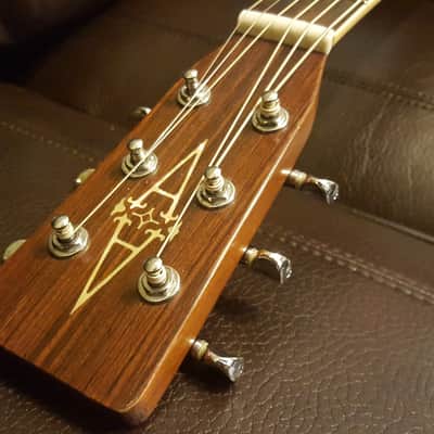 Vintage Alvarez 5022 Handmade In Japan Aged Top Acoustic Dreadnought (Martin Copy) Soft V-Neck image 4