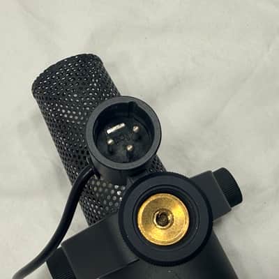 Shure SM7B Cardioid Dynamic Microphone 2001 - Present - Black image 6