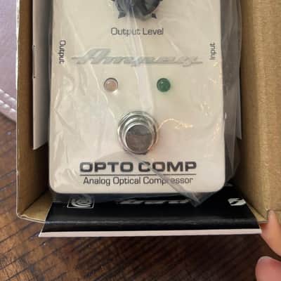 Ampeg Opto Comp Analog Compressor 2010s - White image 3