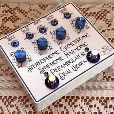 Dual/Stereo Chorus (Small Clone clones) 2023 - White - 1590X image 2