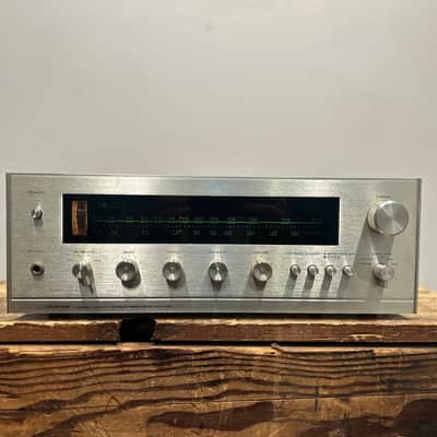 Hitachi HR-600 Silverface Vintage Hi-Fi Receiver (1971) image 2