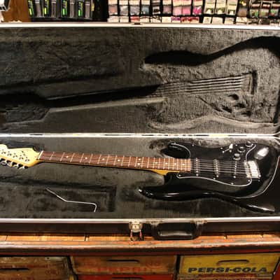 Fender American Standard Stratocaster with Rosewood Fretboard 1986 - 1993 - Black image 3