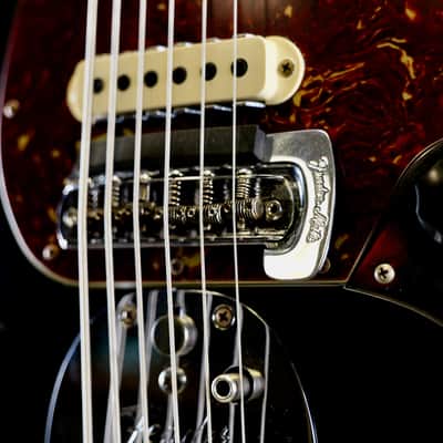 Fender Custom Shop Bass VI Heavy Relic Black // 3 Tone Sunburst image 6
