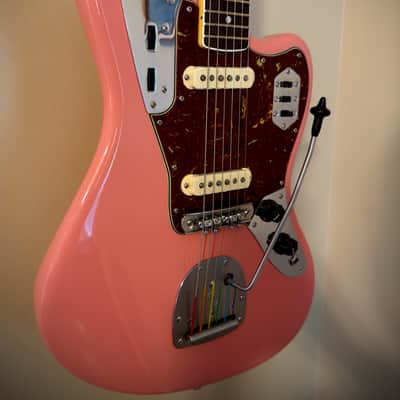 Fender Fender Custom Shop Jaguar - Time Machine (1966 Deluxe Closet Classic) 2023 - Nitro Tahitian Coral Body, Olympic White Headstock image 2