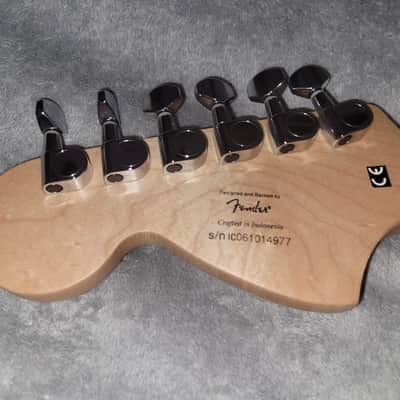 2006 Fender Squier Hello Kitty Stratocaster black guitar COLLECTORS ITEM image 15