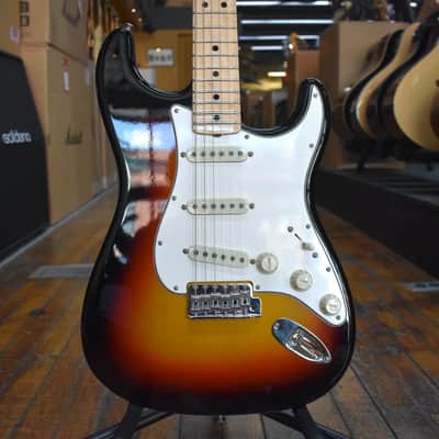 Fender Custom Shop 1968 Stratocaster DLX Closet Classic Electric Guitar 3-Color Sunburst w/Hard Case image 1