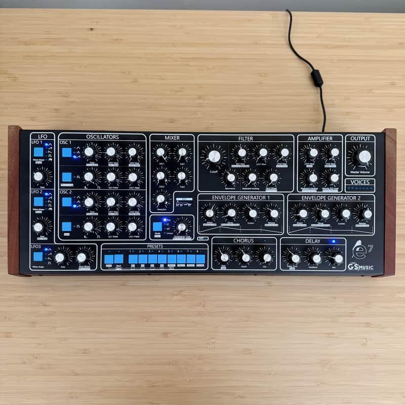 GS Music E7 Desktop Synthesizer (Black + Blue) image 1