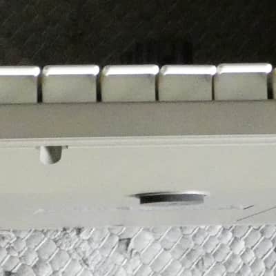Korg MicroKORG 37-Key Synthesizer/Vocoder - Silver image 7
