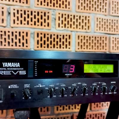 Yamaha REV 5 Digital Reverberator 1980s - Black