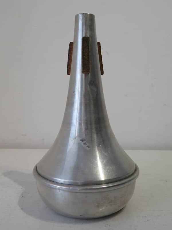 Denis Wick Straight Aluminium Trombone Mute - 10" x 6" image 1