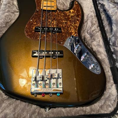 Fender American Ultra Jazz Bass with Maple Fretboard 2019 - Present - Texas Tea image 6