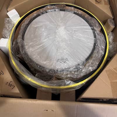 Tama 40th Anniversary Lars Ulrich drum kit 2024 - Yellow image 2