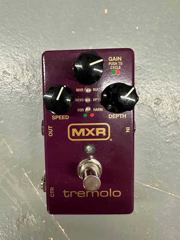 MXR M305 Tremolo