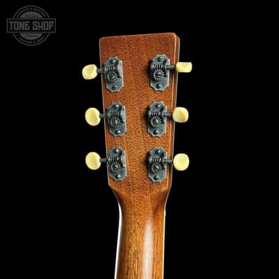 Martin Custom Shop Slope Shoulder Dread All Mahogany Short Scale w/Case 2906759 image 7