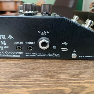 Boss IR-200 Amp and IR Cabinet 2021 - Present - Silver image 3