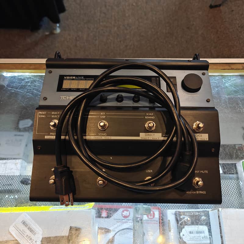 TC Helicon VoiceLive | Reverb