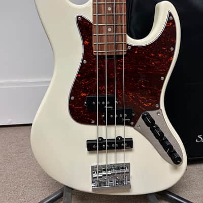Sadowsky MetroExpress Hybrid P/J Bass with Pau Ferro Fretboard - Olympic White image 2