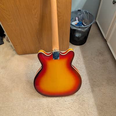 Fender Coronado 2 1972 - Sunburst image 4