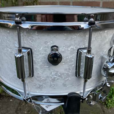 Rogers #37 Dyna-Sonic 6.5x14" Wood Snare Drum with Beavertail Lugs Reissue 2018 - 2020 - White Marine Pearl image 5