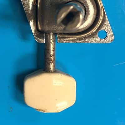 Fender- "F"style tuner w/plastic button, late 60's image 2