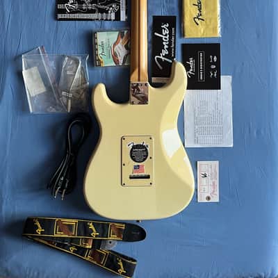 Fender American Series Stratocaster 2002 - 2007 Olympic White image 5