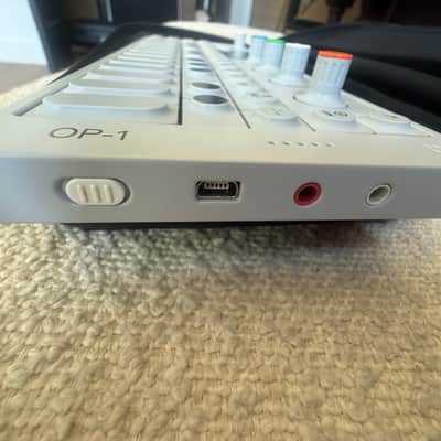 Teenage Engineering OP-1 Portable Synthesizer Workstation 2011 - Present - White image 2