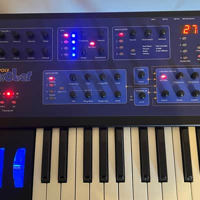 Dave Smith Instruments Poly Evolver 61-Key 4-Voice Polyphonic Synthesizer 2005 - 2011 - Blue with Wood Sides Bild 5
