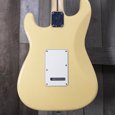 Fender Player Stratocaster, Maple Fingerboard, Buttercream Electric Guitar 0144502534 image 9