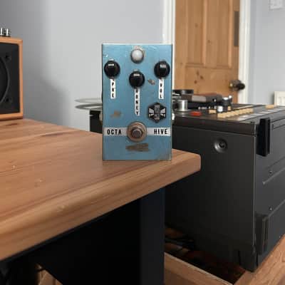 Beetronics OctaHive image 1