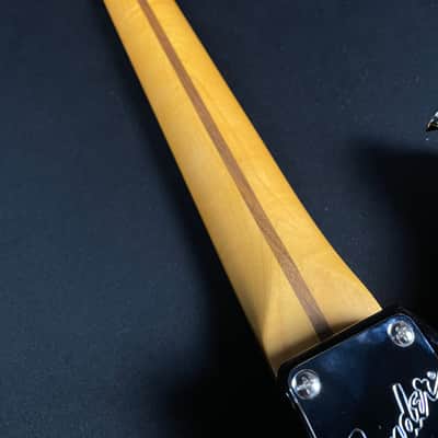 Fender American Professional Classic Stratocaster - 3-Color Sunburst image 6