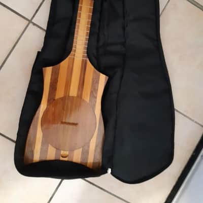 Ukulele TAHITIEN 6 CORDES 2024 - Manufacture image 2