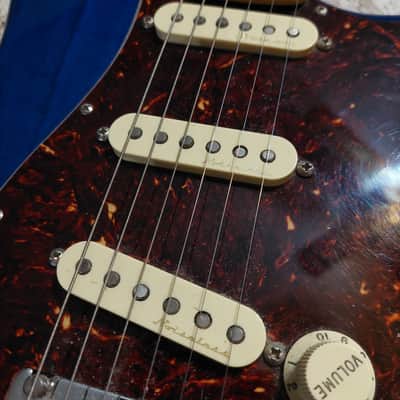 Fender Deluxe Players Stratocaster Ash body w/ Maple Fretboard 7 Tone Switch 70s Headstock Gen III Noiseless Pickups MIM image 4