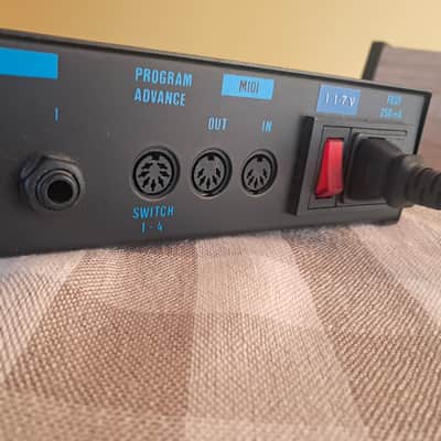Logic Systems LS-S2000 MIDI accordion power supply unit image 6