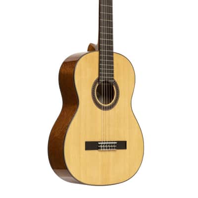 STAGG 4/4 Natural Wood Finish Classical Guitar With Linden Top Full Size W Nylon Strings image 4