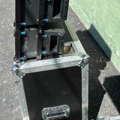 JBL Vertec VT4886 Tri-Amplified 3-Way Line Array Speaker W/ Case (lot of 4)(THS) image 3