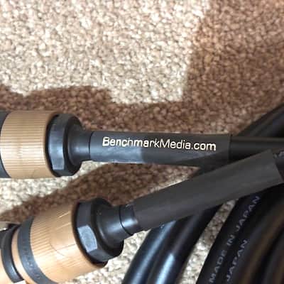 BENCHMARK MEDIA 10 ft pair speaker cables SPEAKON to Bananas 2026 - black image 2