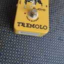 Joyo JF-09 Tremolo 2010s - Yellow