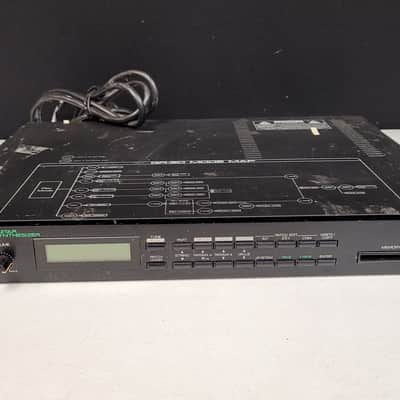 Roland GR-50 Guitar Synthesizer