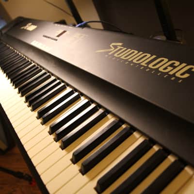 Fatar / Studiologic SL-880 Weighted 88-key keyboard (controller) image 3