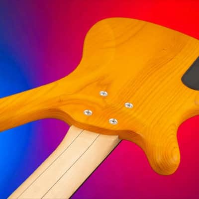 Warwick RockBass Corvette $$ | 5-String | Honey Violin Transparent Satin image 4