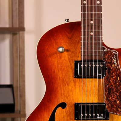 Godin 5th Avenue CW Kingpin II - Rosewood Fingerboard, Cognac Burst image 4