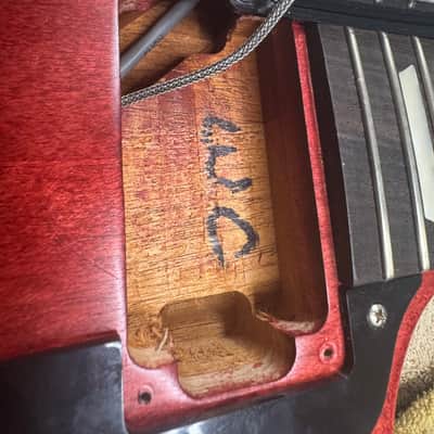 Gibson. Les Paul Studio.(2011)(Cherry Wood)(Burst-bucker Pro’s)(Pickups) image 15