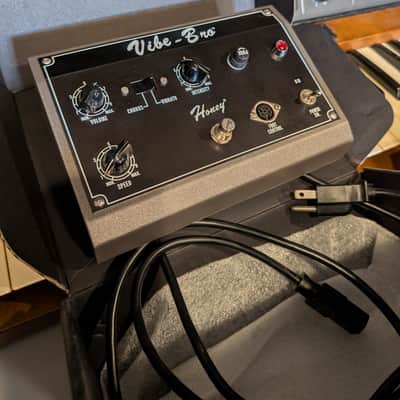 Reverb.com listing, price, conditions, and images for shin-ei-vibe-bro