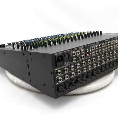 Mackie 1604 VLZ-4 16-Channel 4-Bus Mic/Line Mixer 1604-VLZ4 Black #544 image 3
