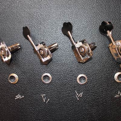 Hipshot Set - 3 HB3 Tuners + BT3 Bass Xtender image 1