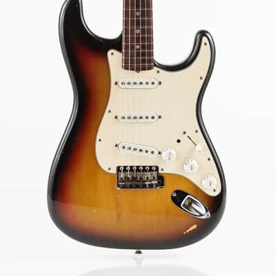 USED 1971 Fender Stratocaster with Rosewood Fretboard - Sunburst image 6
