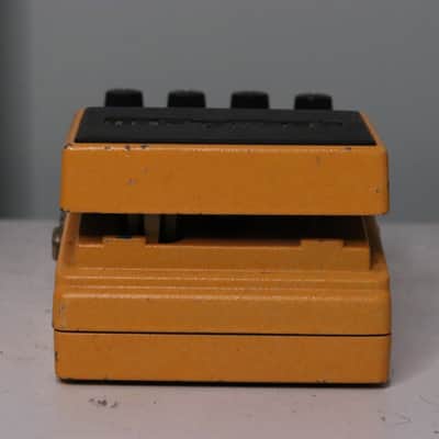 DigiTech Crossroads Eric Clapton 2000s - Yellow image 7