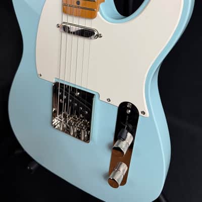 Squier Classic Vibe 50's Telecaster Electric Guitar Sonic Blue Finish (063) image 7
